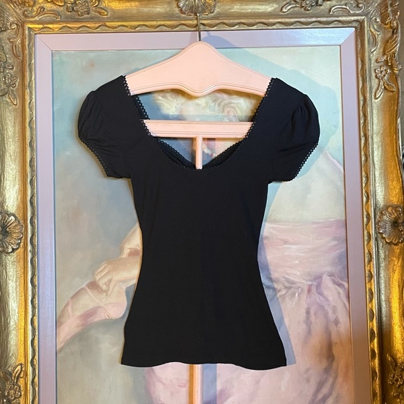 SOLD Guess black corset like top - Picture 3 of 4